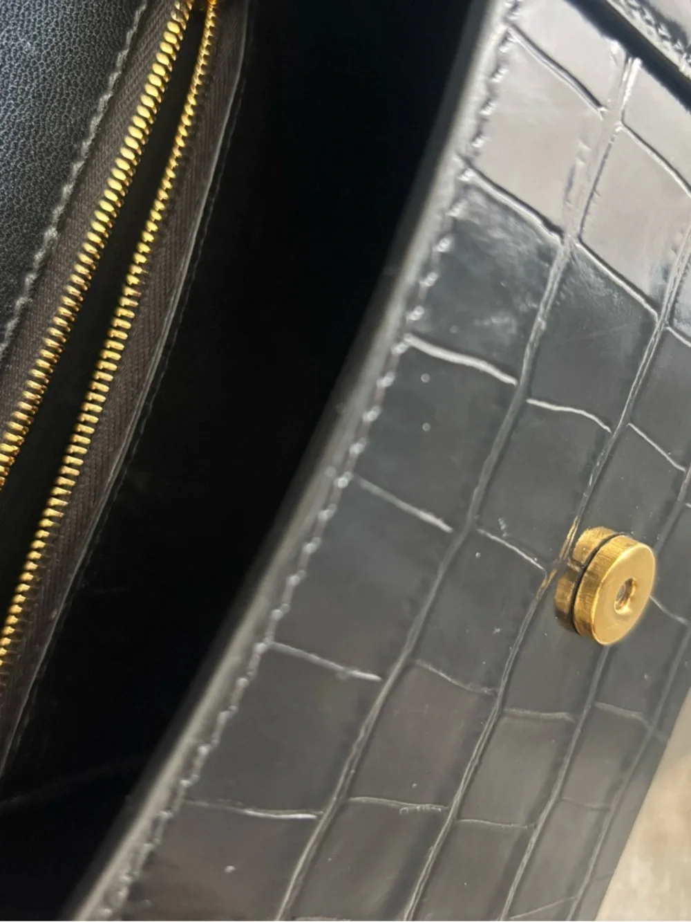 Balenciaga Black Croc Hourglass bag with Gold 'B' Clasp SMALL - Picture 5 of 5